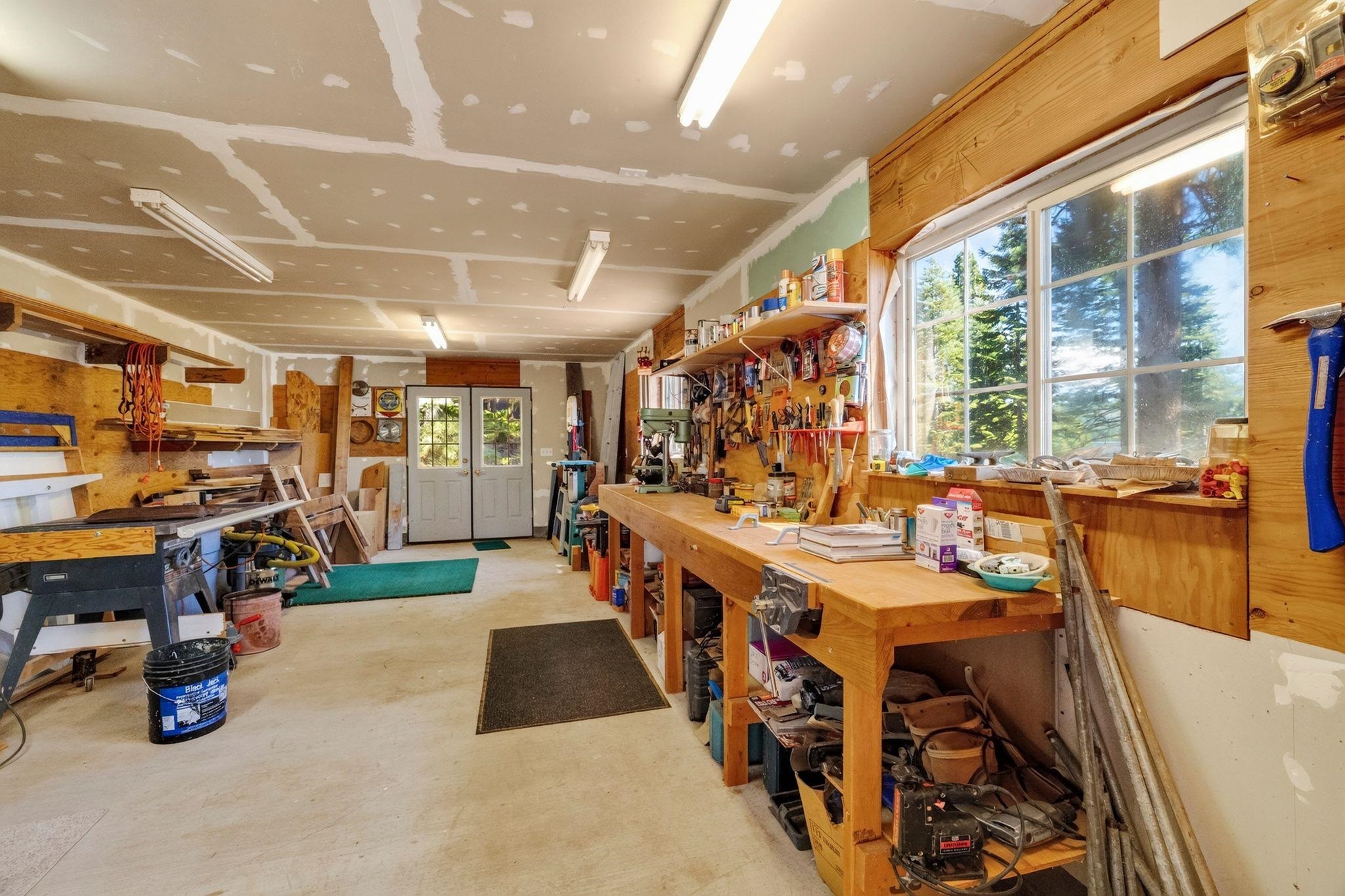 1229 Lassen View Drive