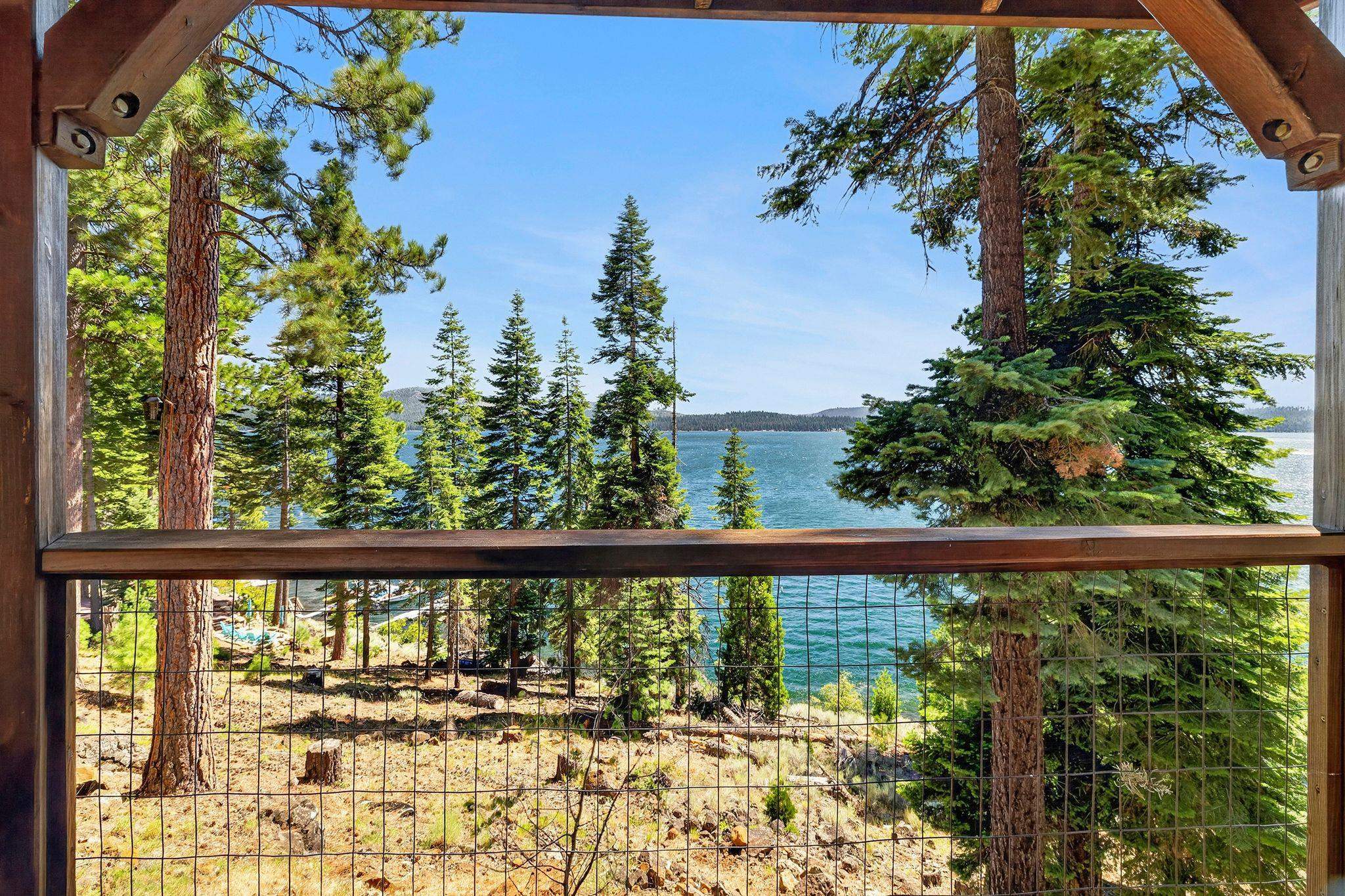 1229 Lassen View Drive