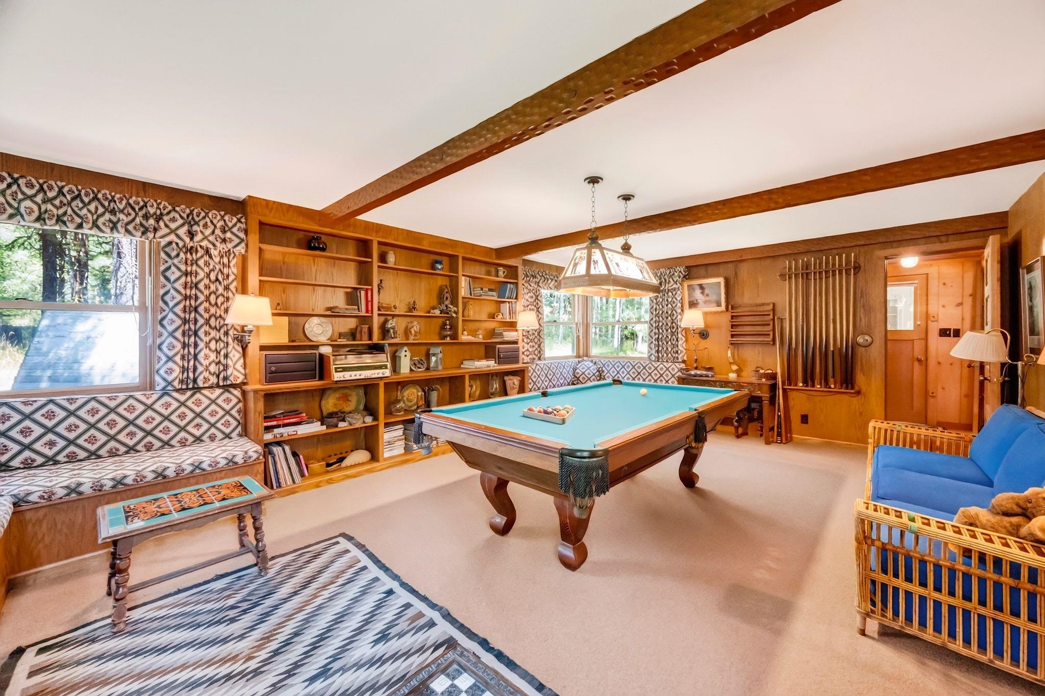 735 Feather River Drive