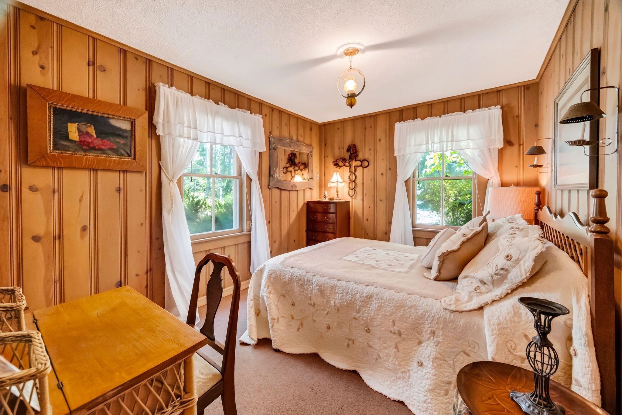 735 Feather River Drive