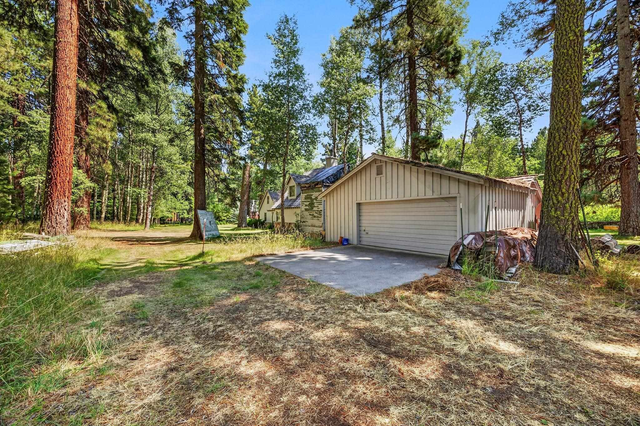 735 Feather River Drive