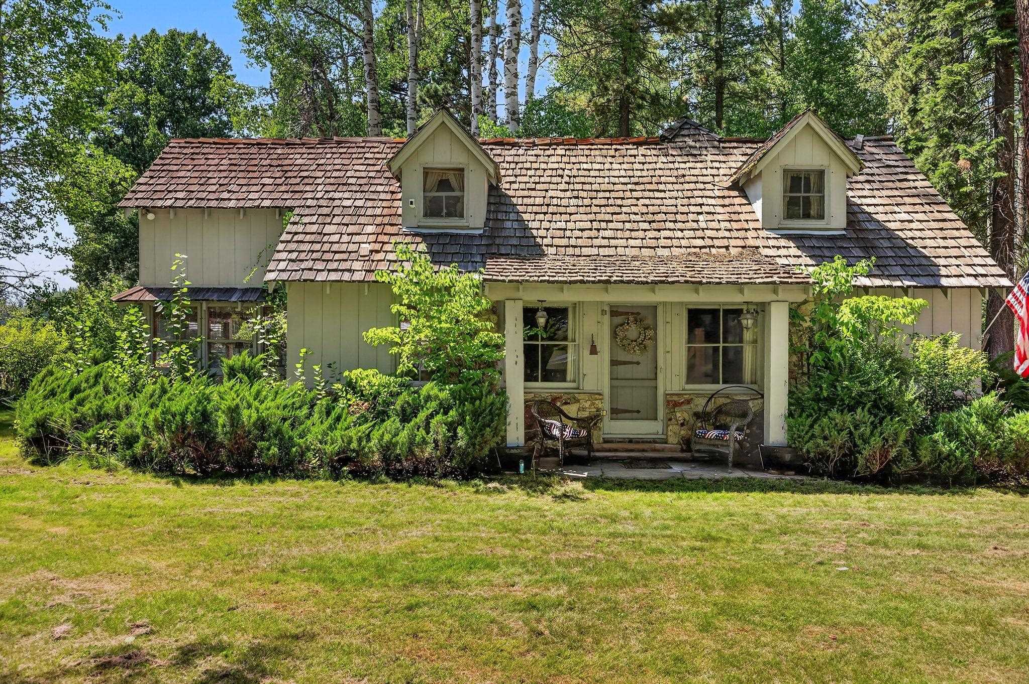 735 Feather River Drive