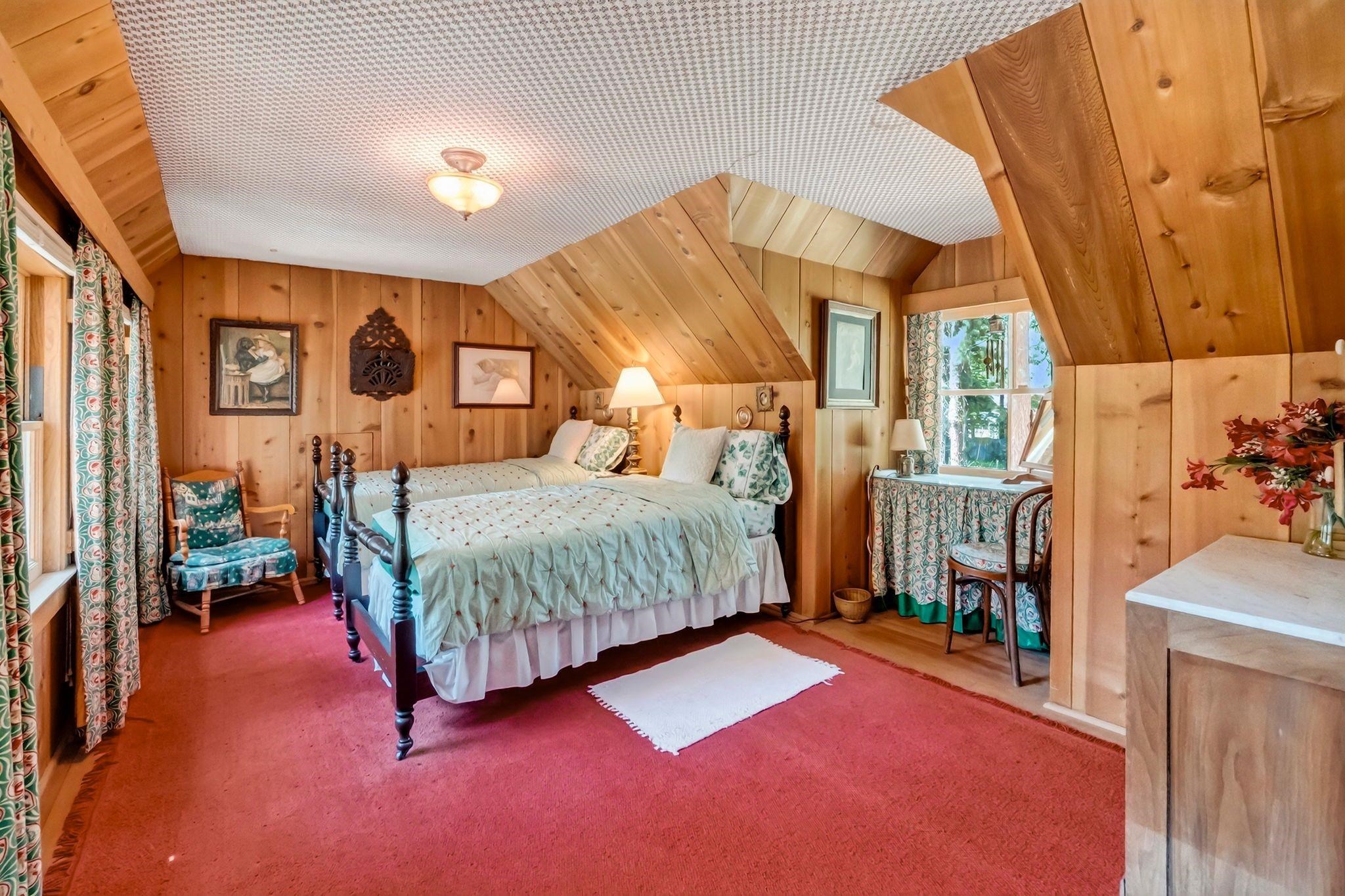 735 Feather River Drive