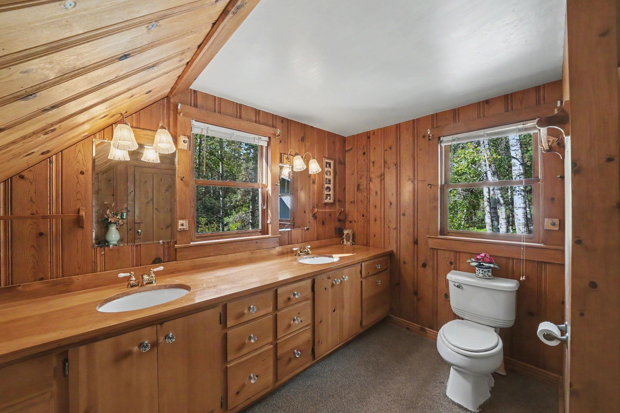 735 Feather River Drive