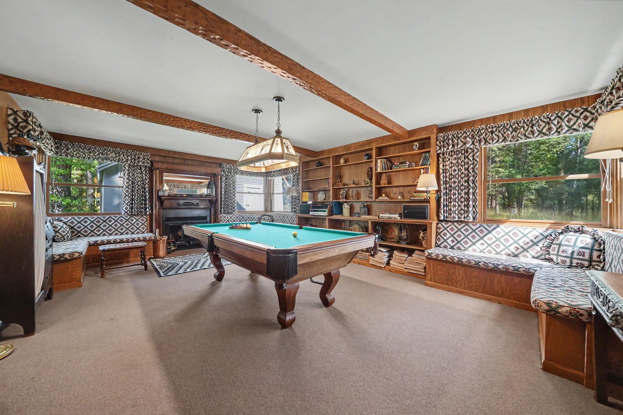 735 Feather River Drive