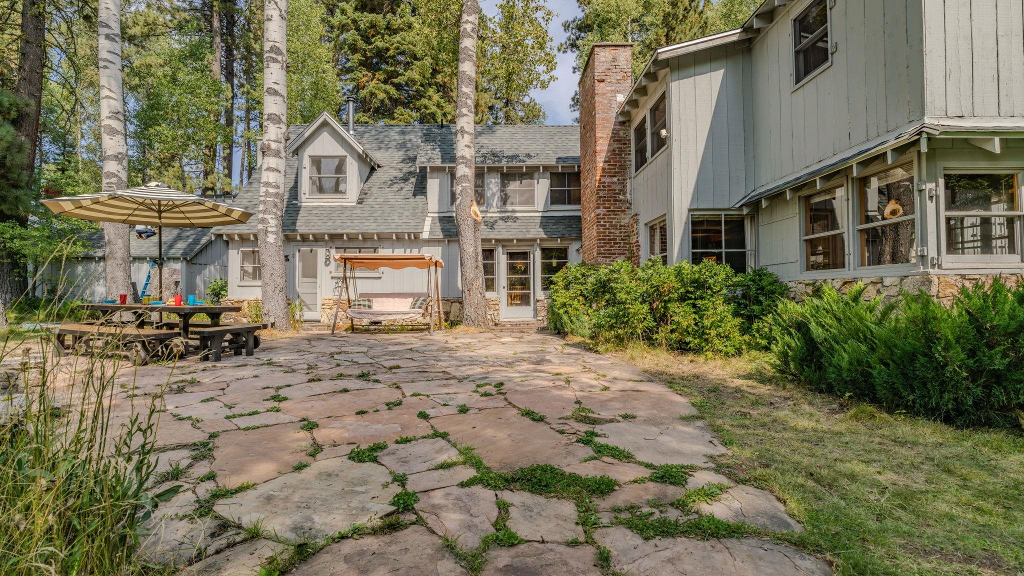 735 Feather River Drive
