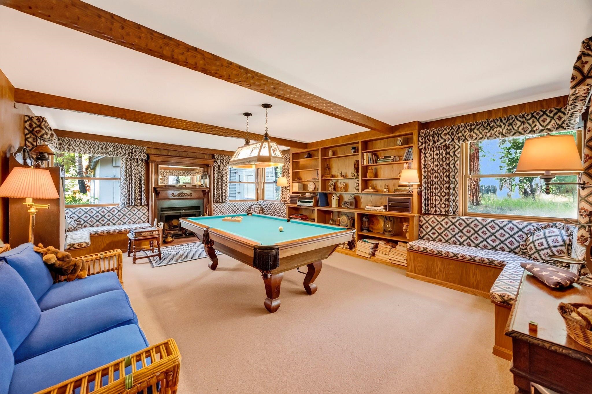 735 Feather River Drive