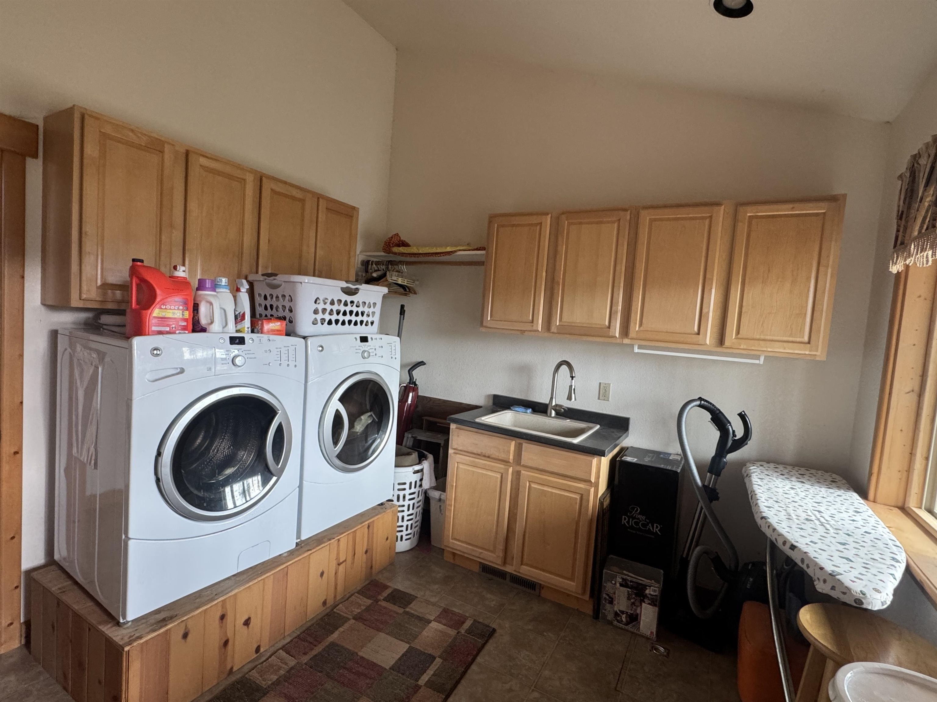 7051 Rim Drive