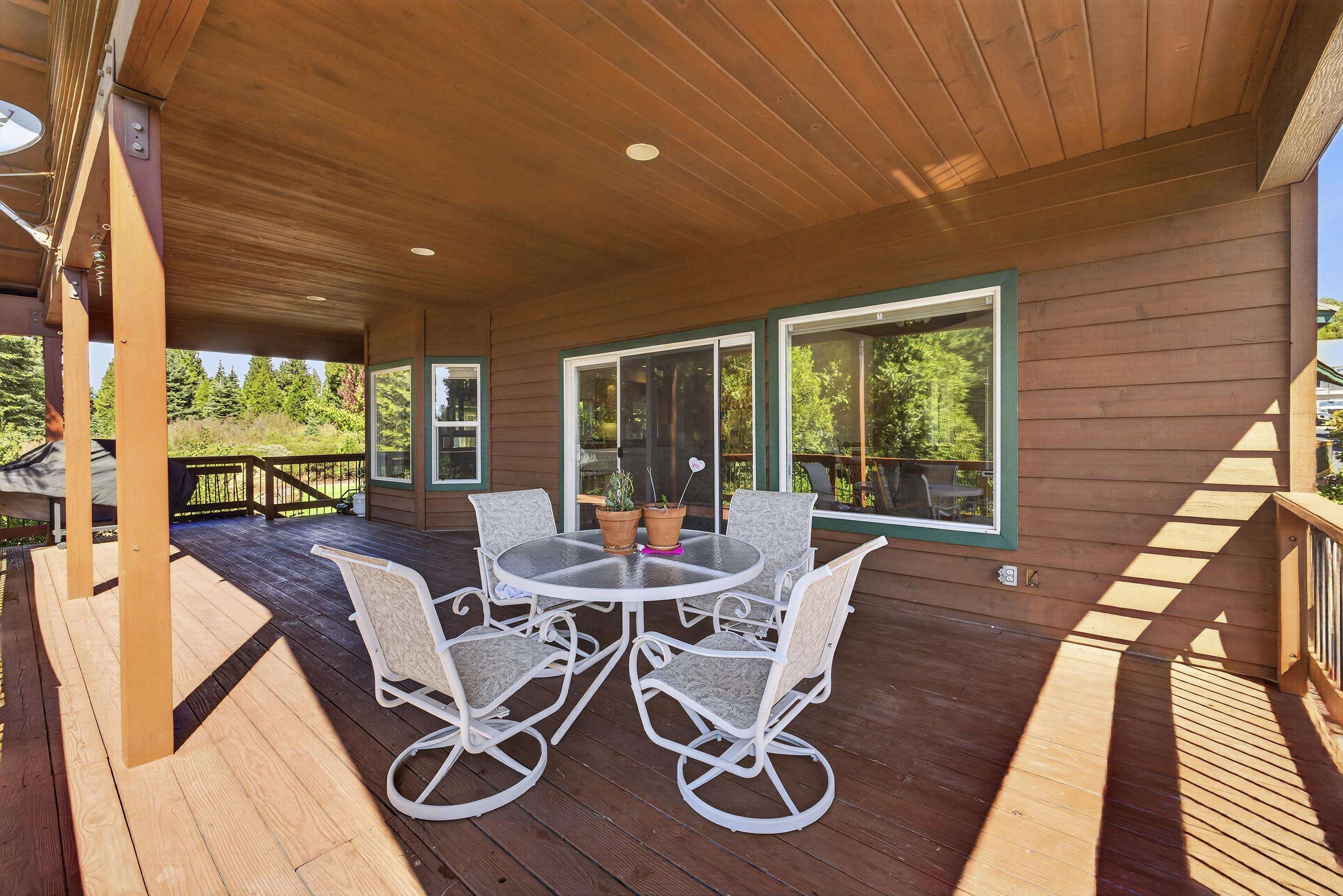 3382 Cedar Lane