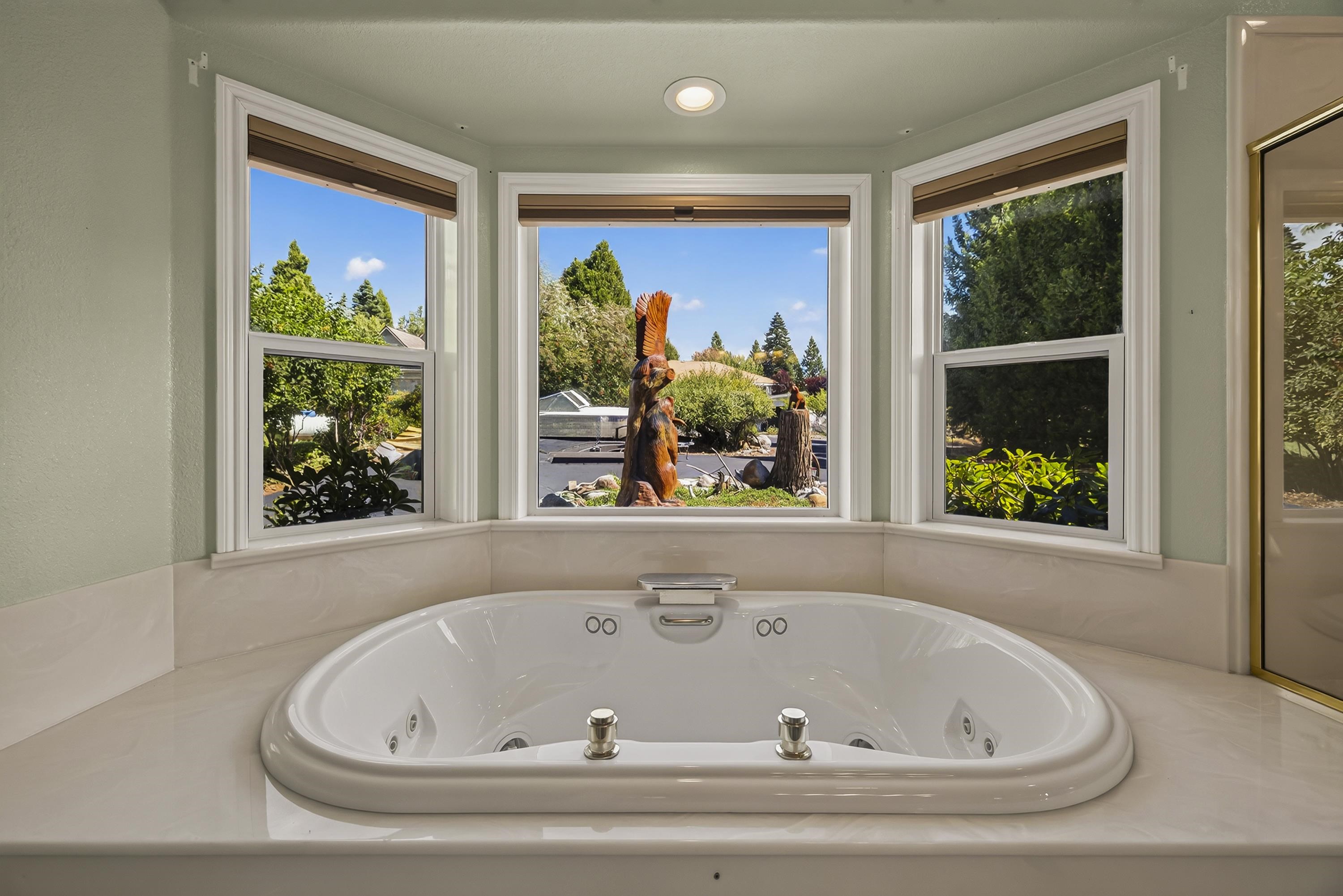 3382 Cedar Lane