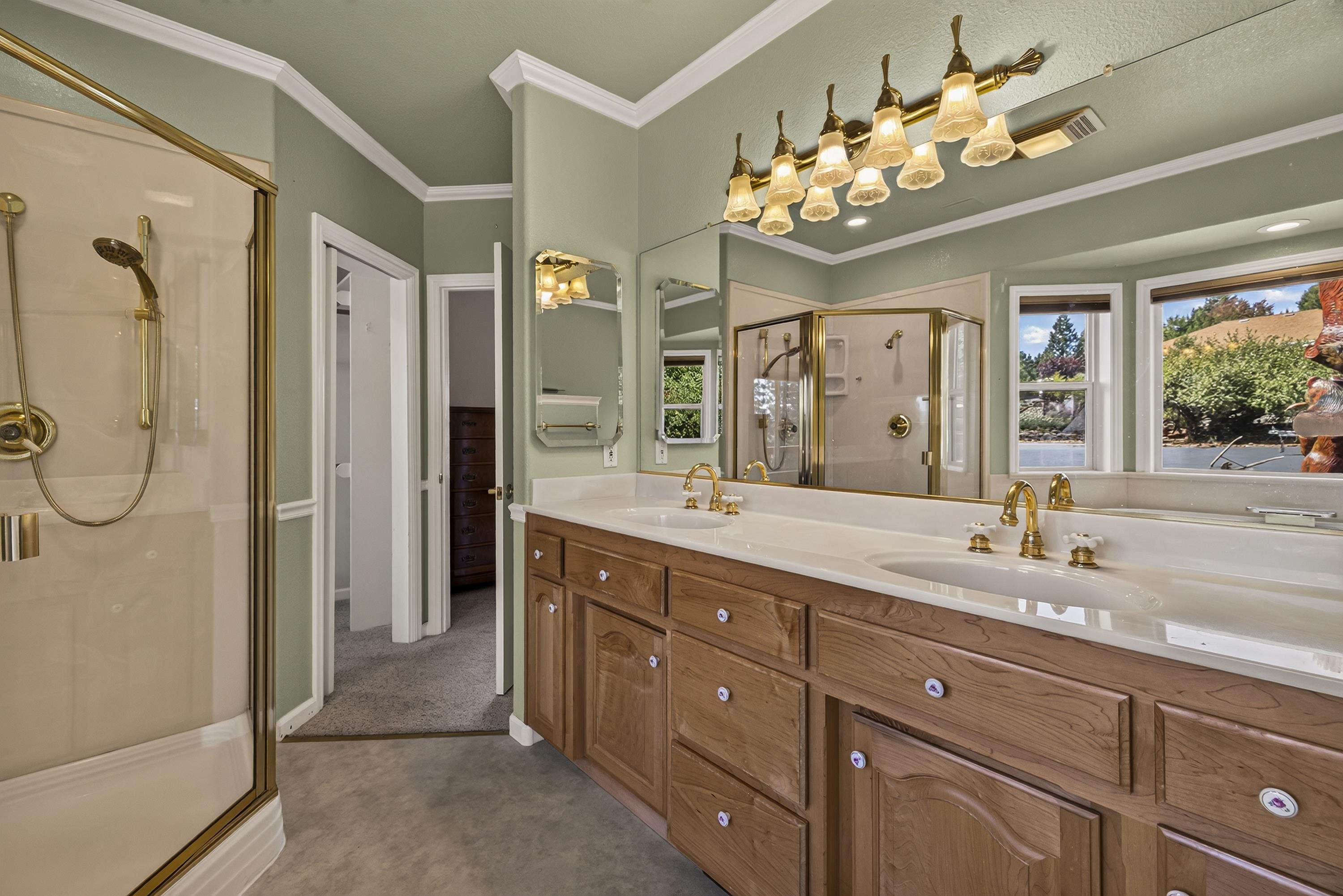 3382 Cedar Lane