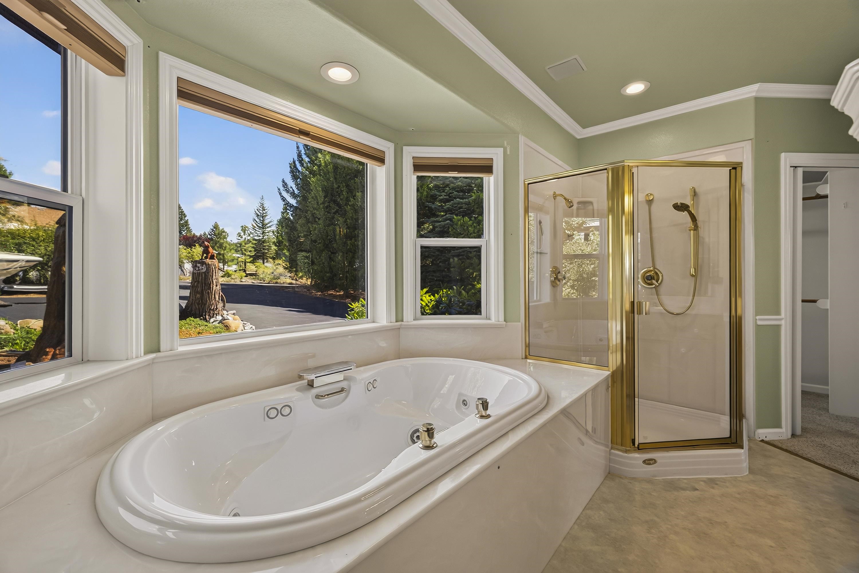 3382 Cedar Lane