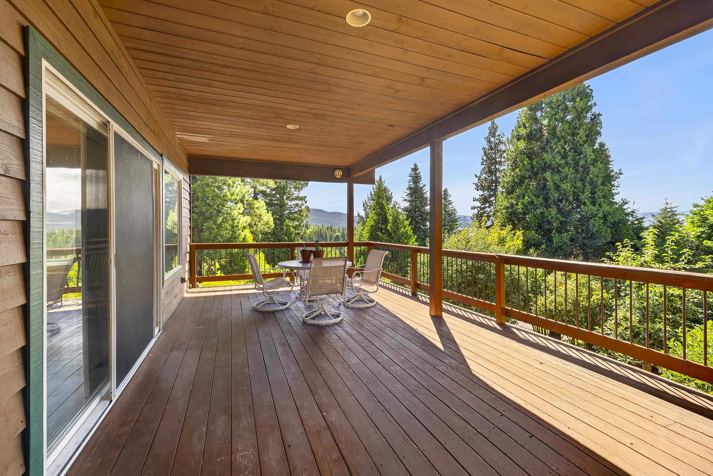 3382 Cedar Lane