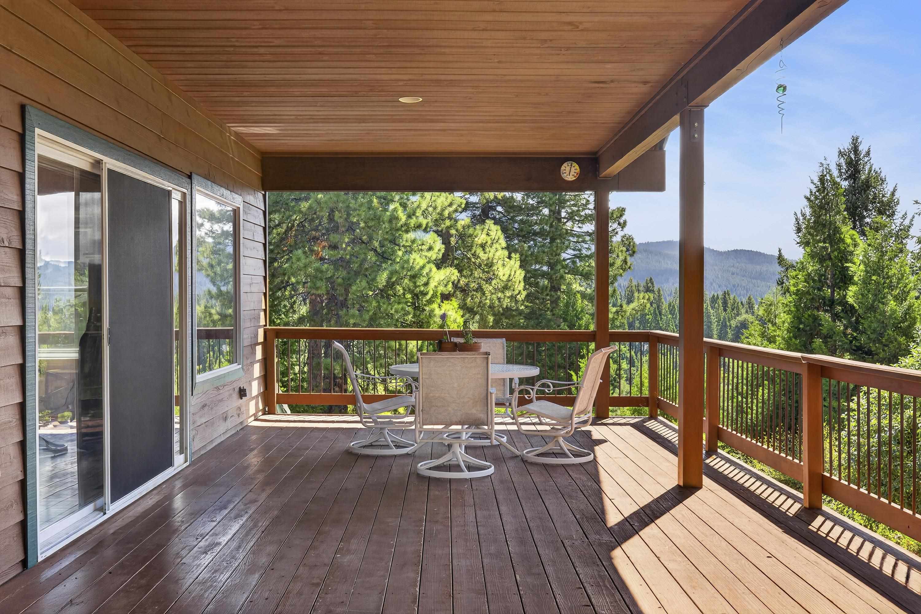 3382 Cedar Lane