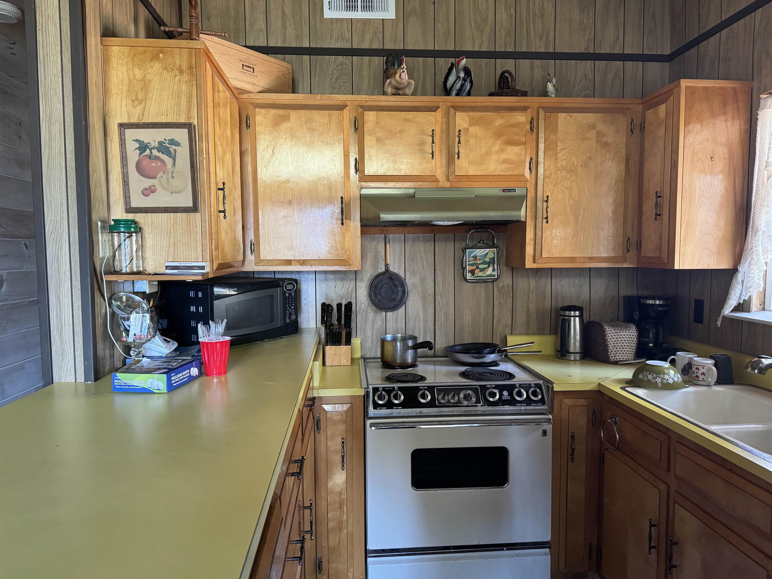 1419 Peninsula Drive