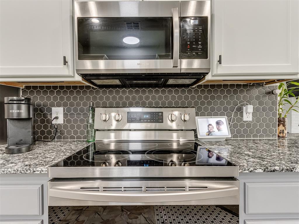 10404 NW 45th Street