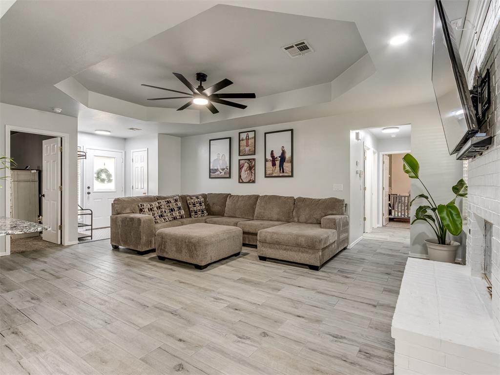 10404 NW 45th Street