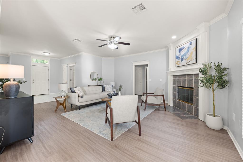 544 NW 172nd Place Unit: 8015998877