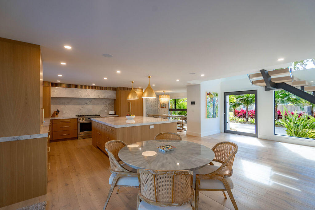 3001 NE 52nd Street