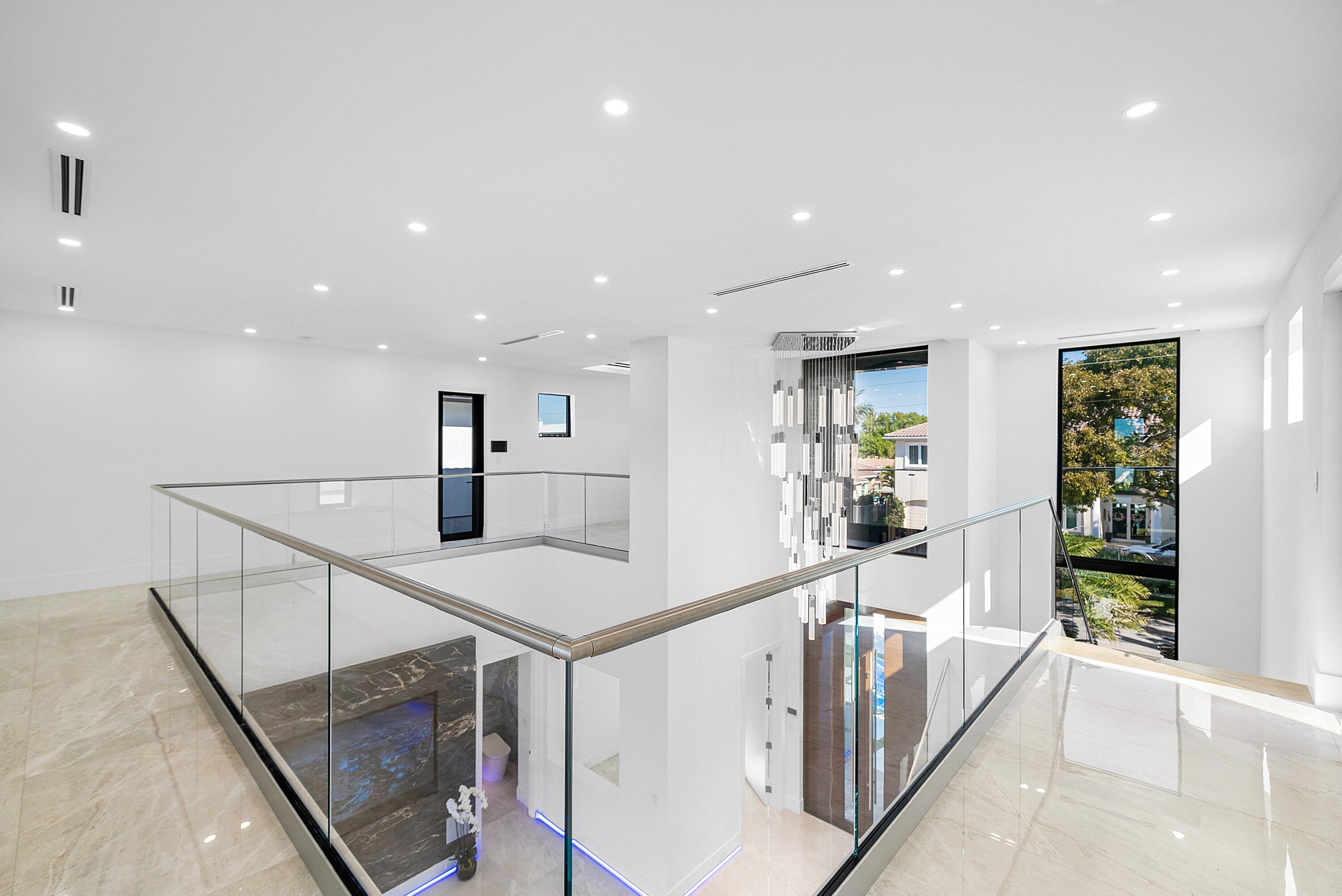 2650 NE 48th Court