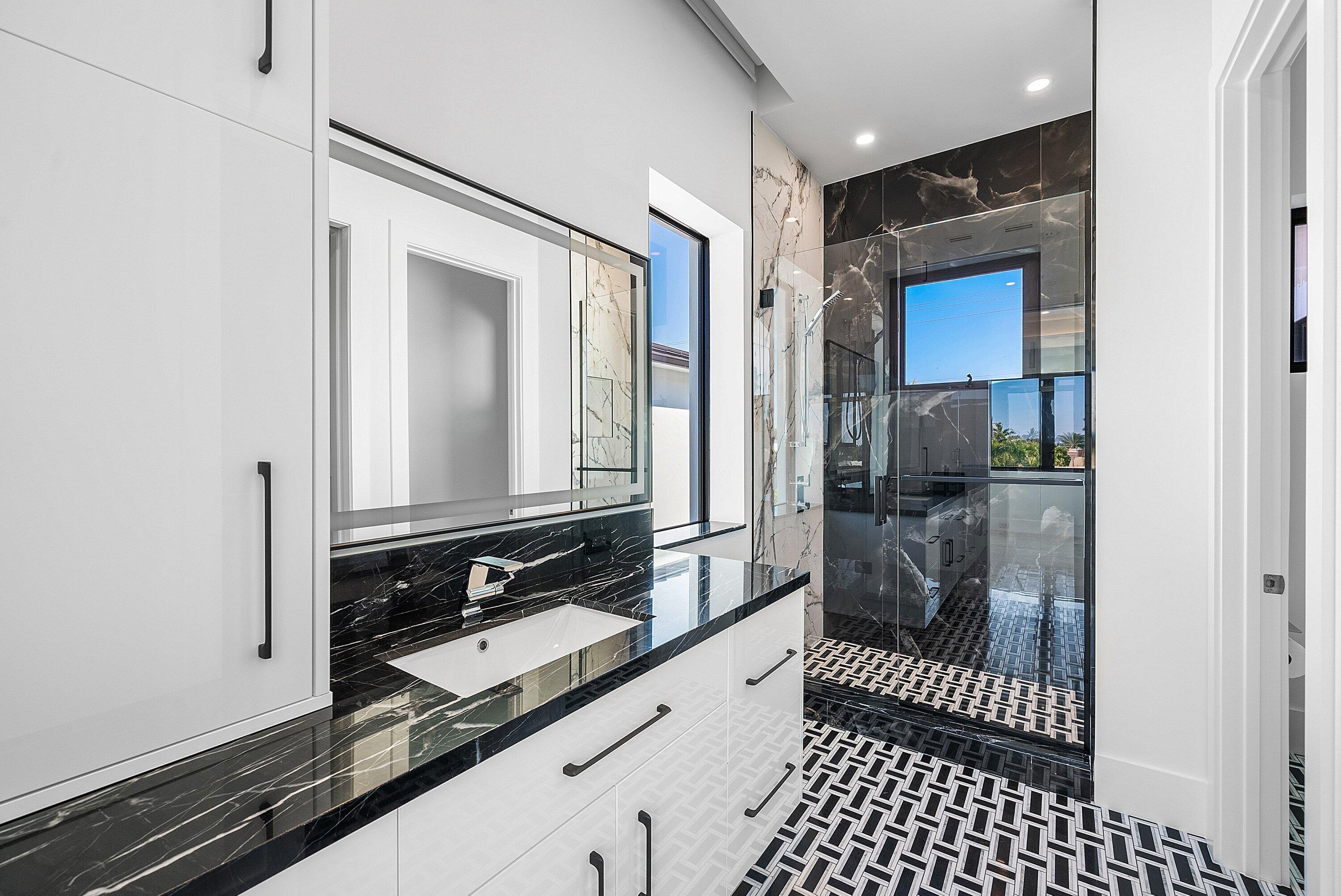2650 NE 48th Court
