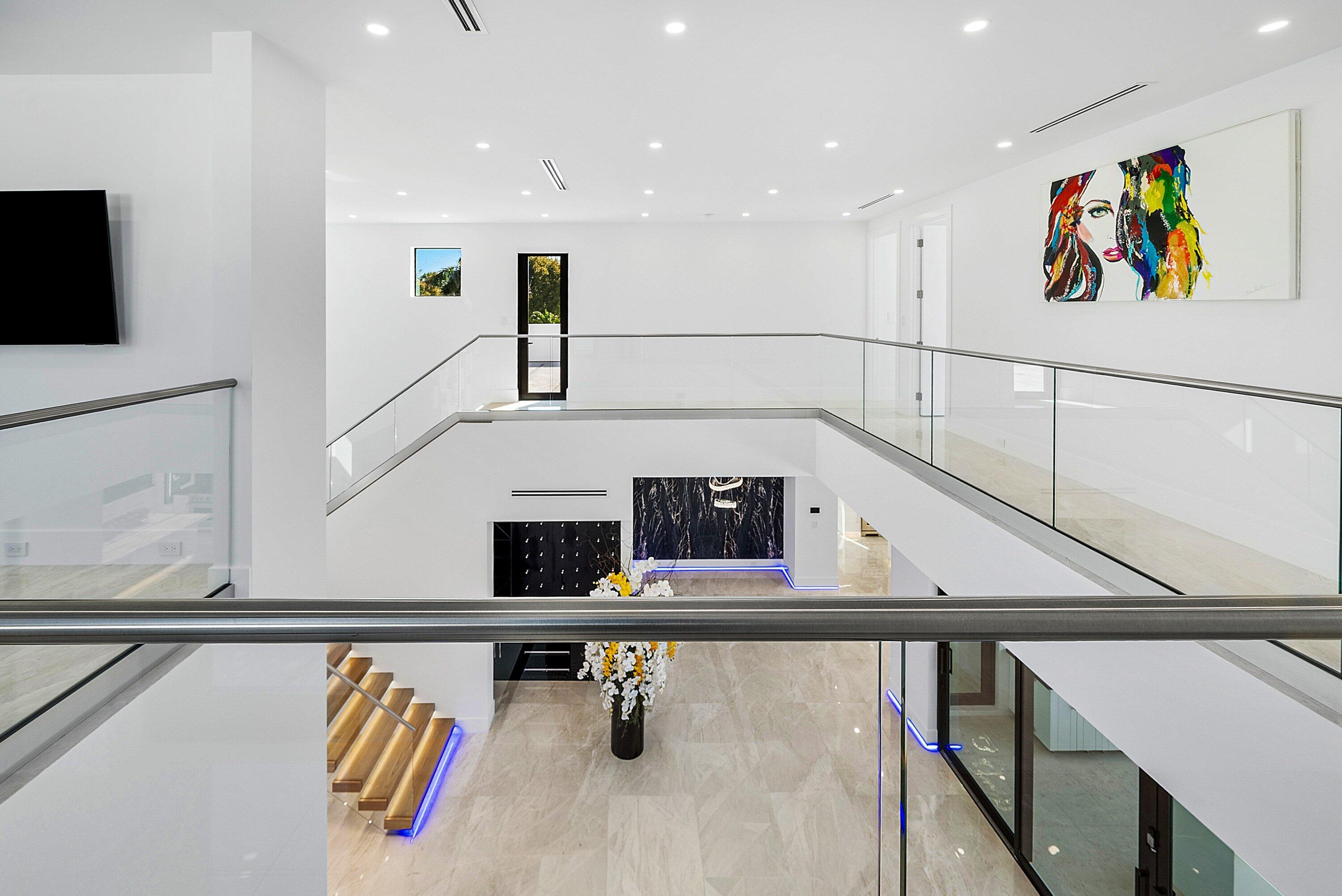 2650 NE 48th Court