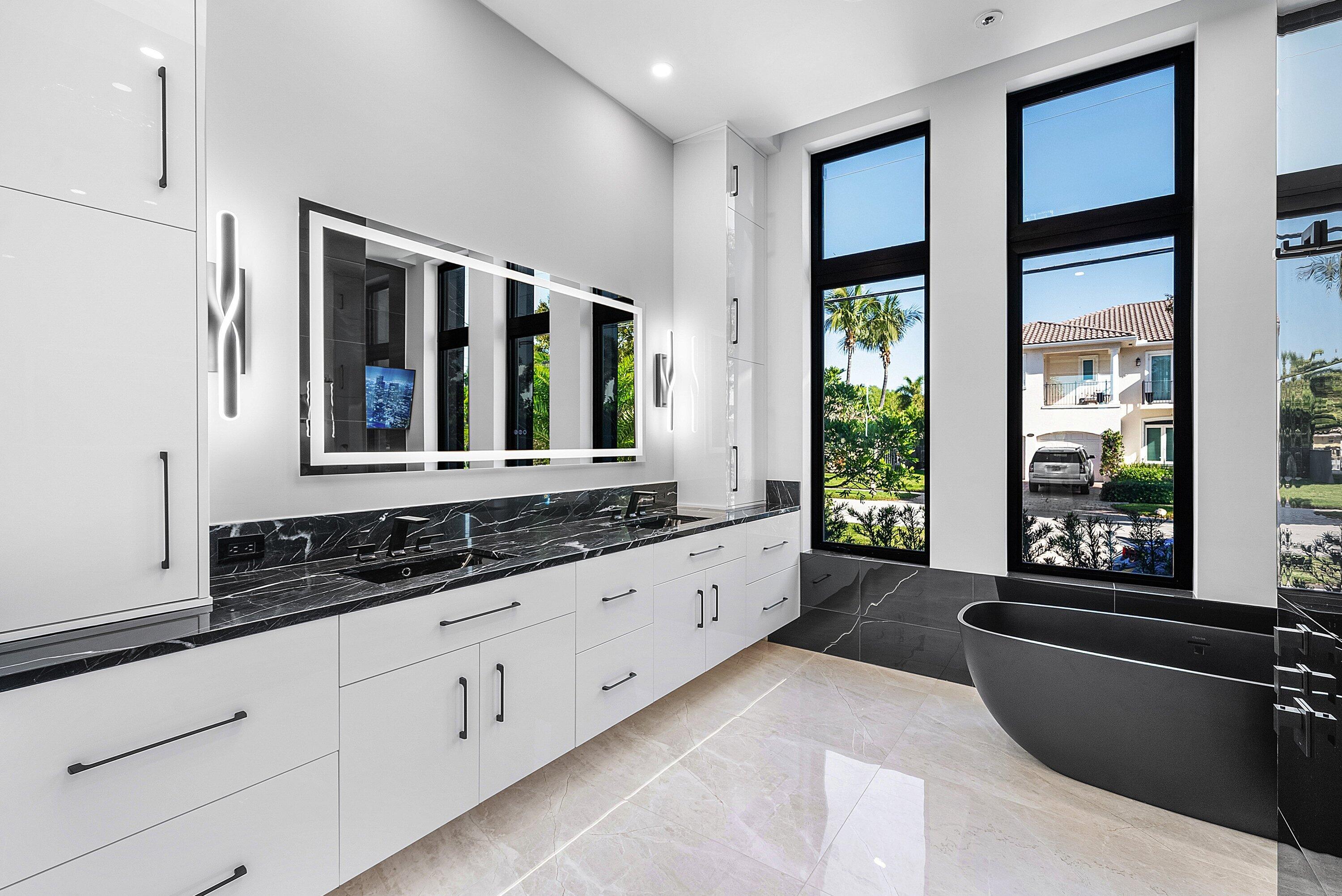 2650 NE 48th Court
