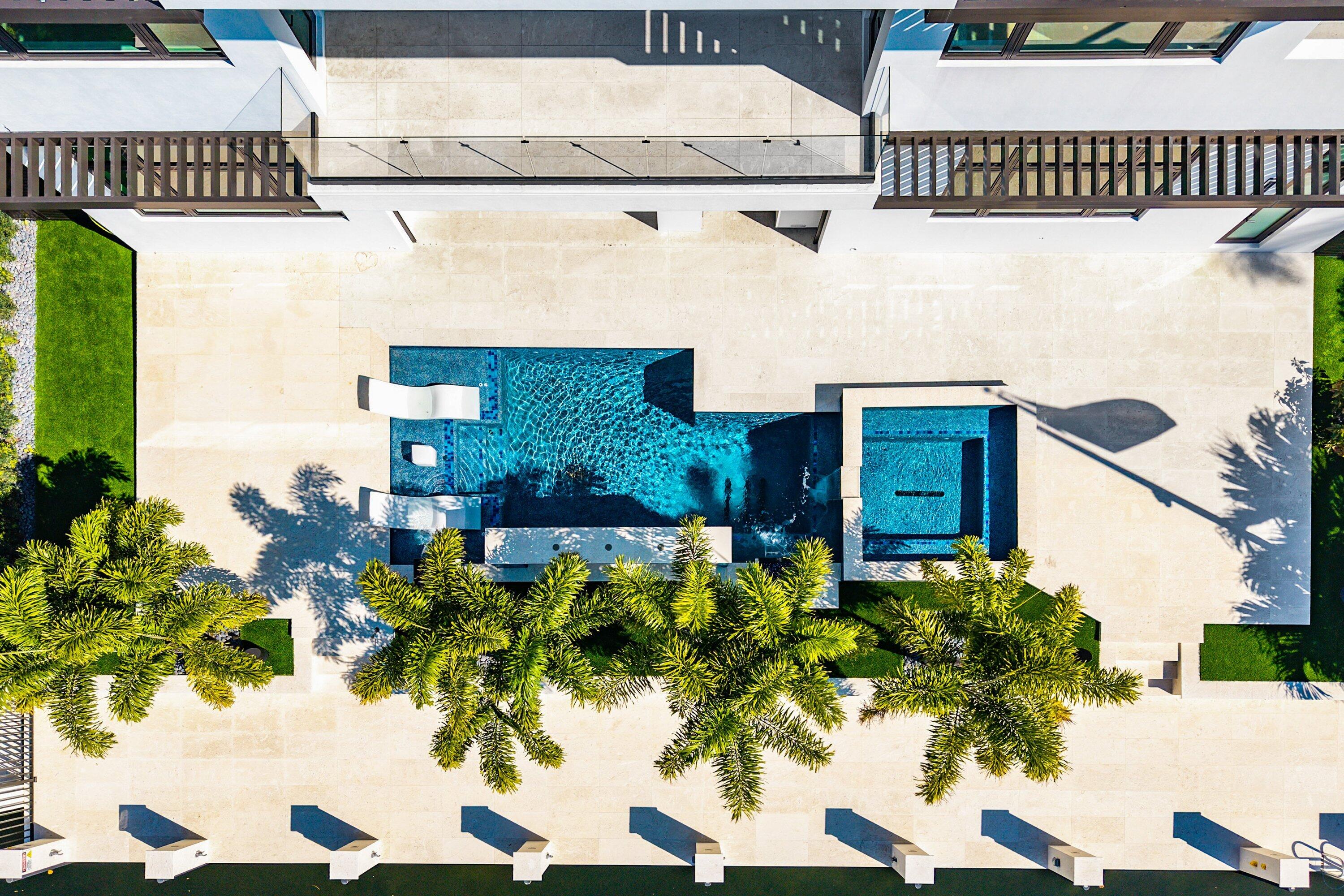 2650 NE 48th Court