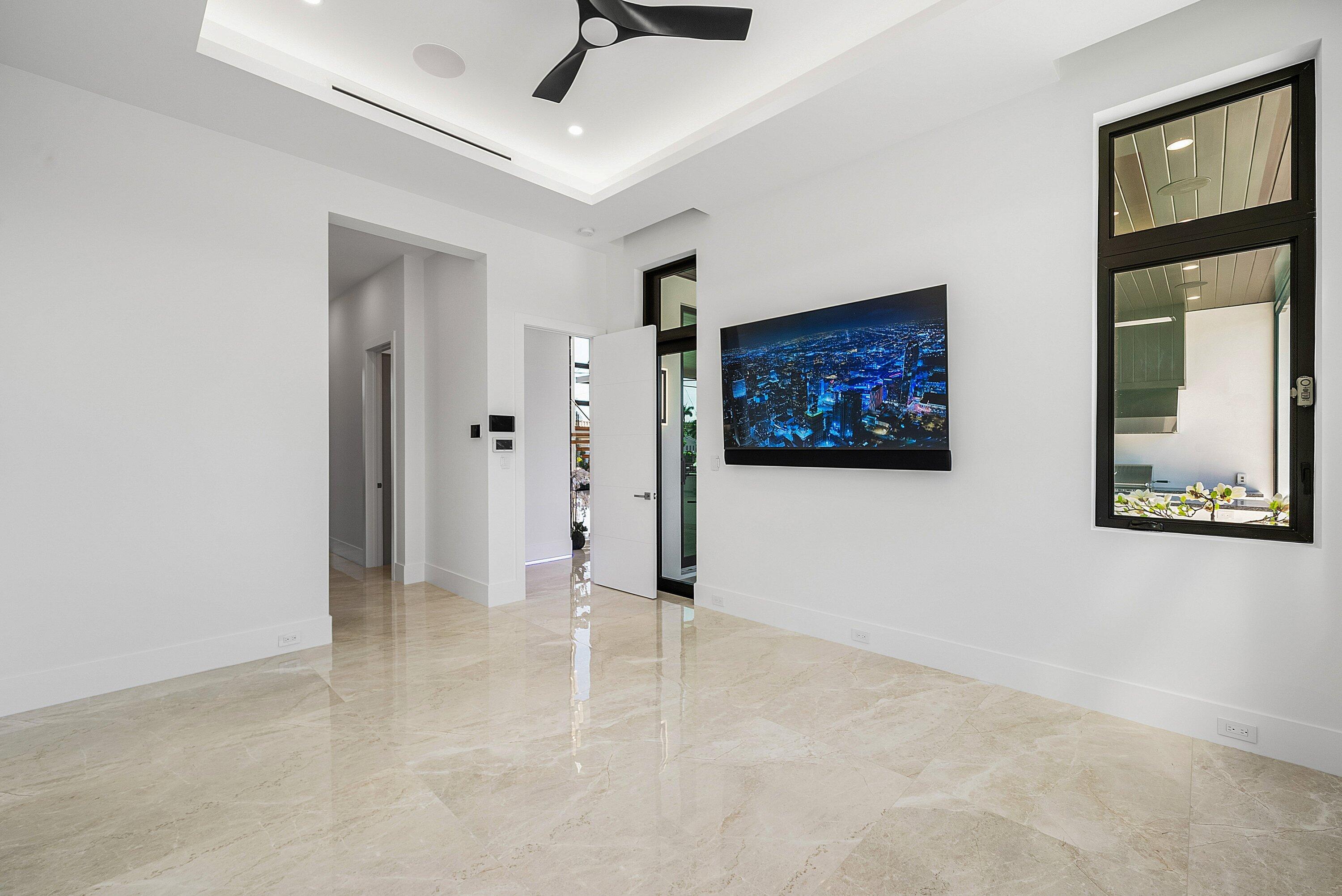 2650 NE 48th Court