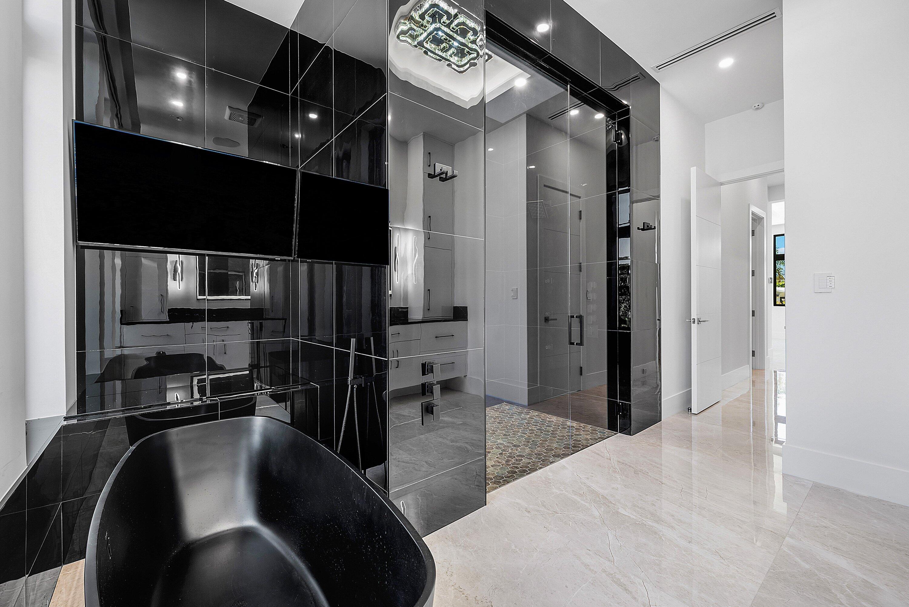 2650 NE 48th Court