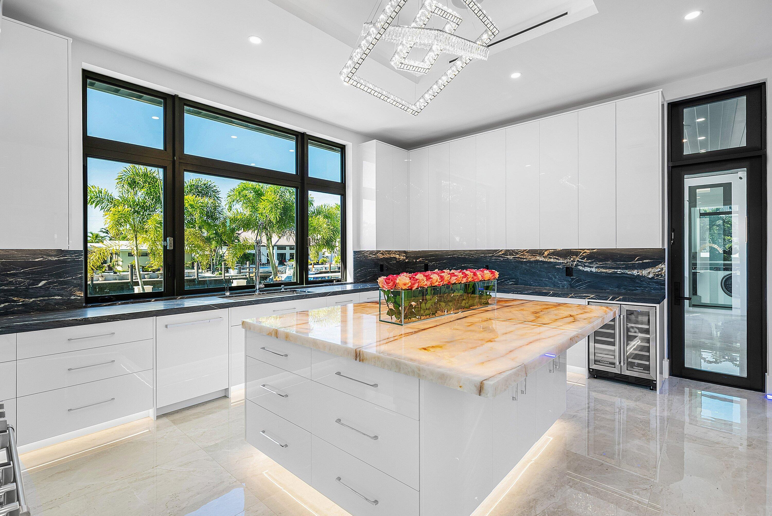 2650 NE 48th Court