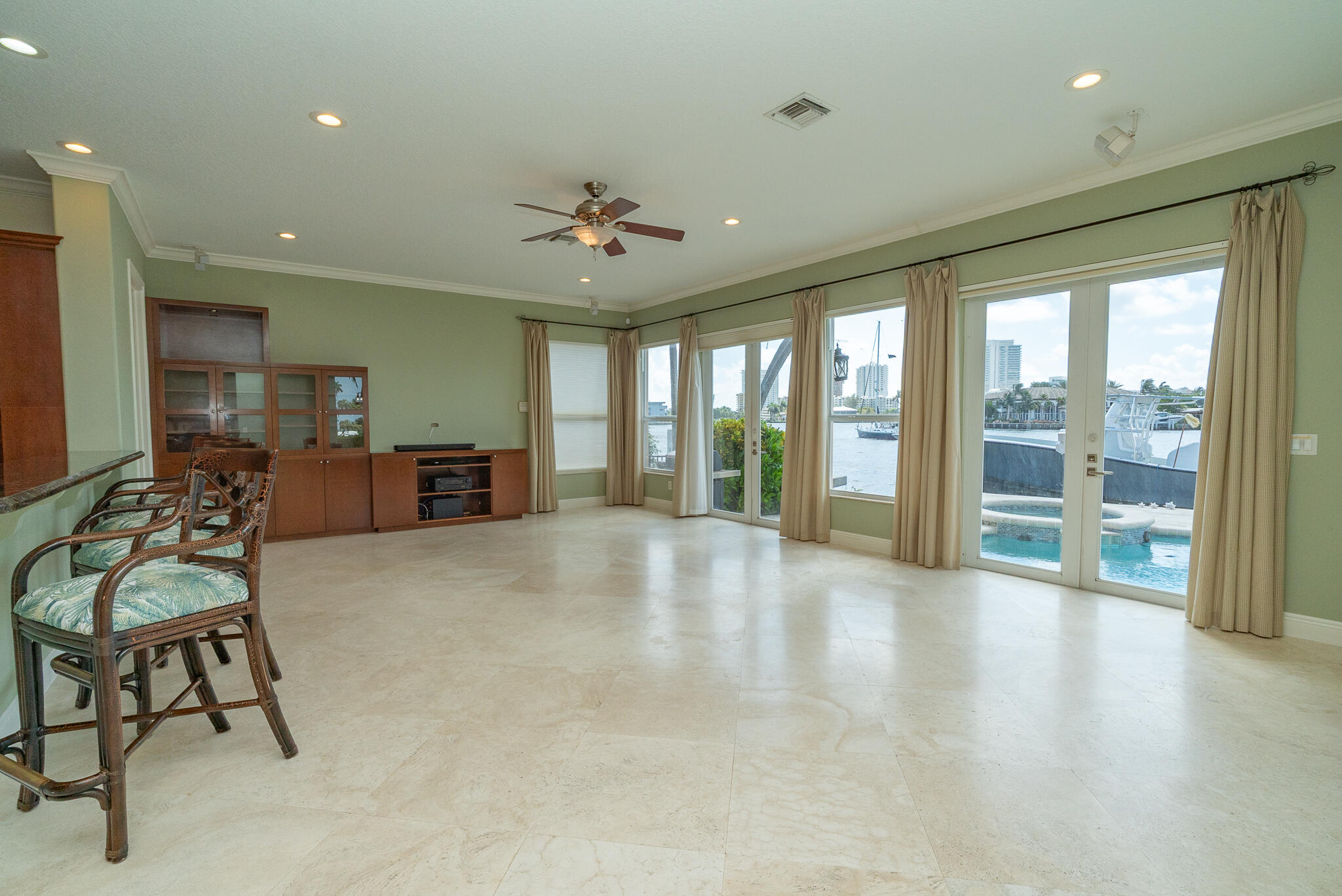 2500 SE 7th Drive