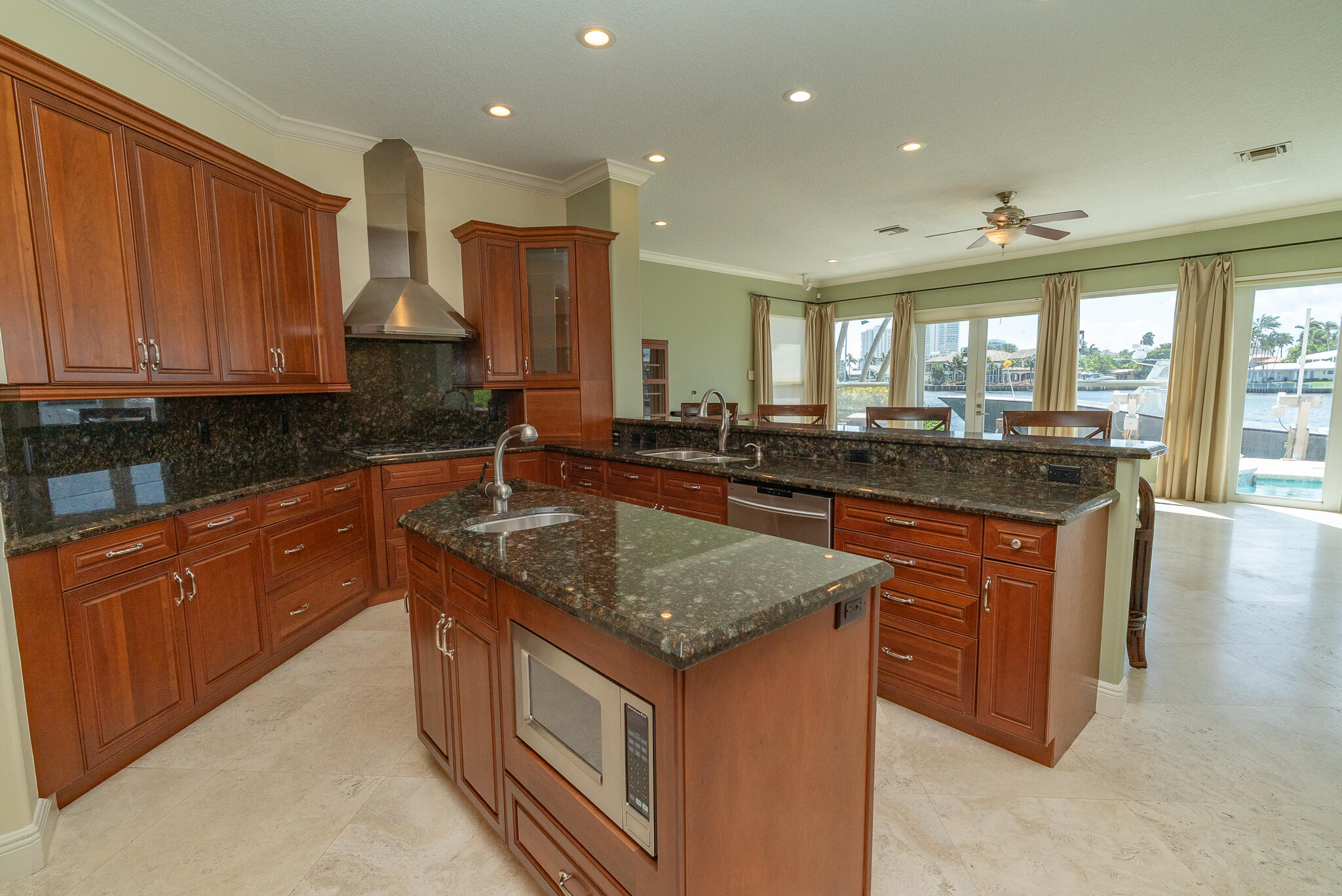 2500 SE 7th Drive