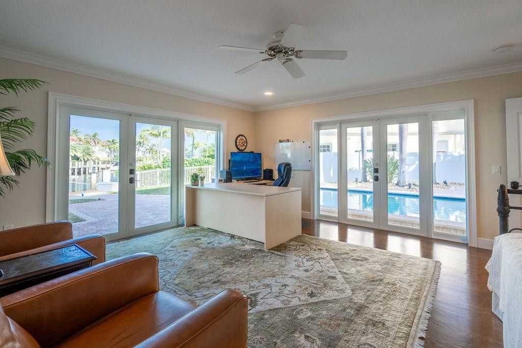 2317 NE 28th Court