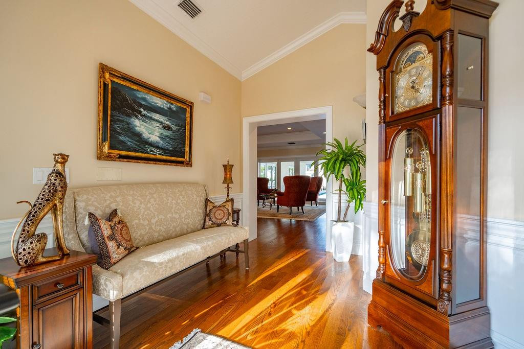 2317 NE 28th Court