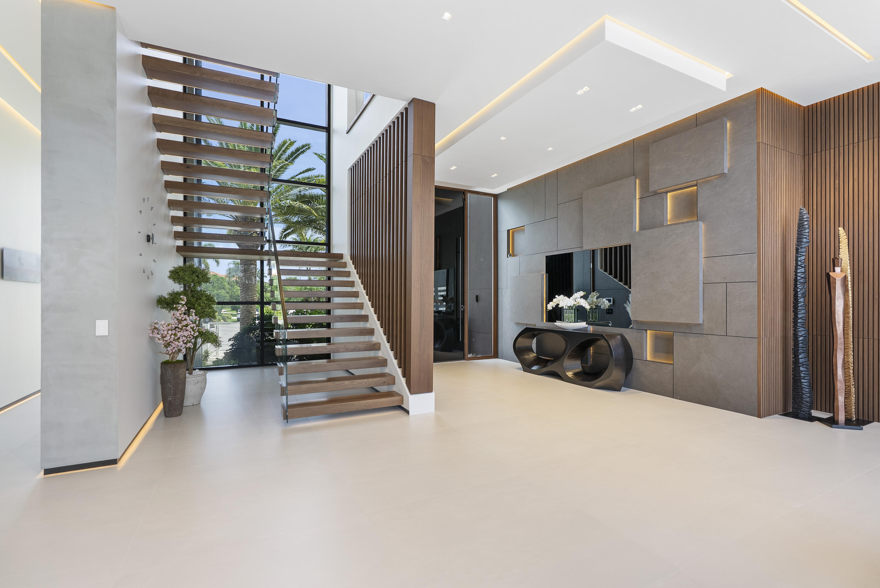 2600 NE 24TH Street