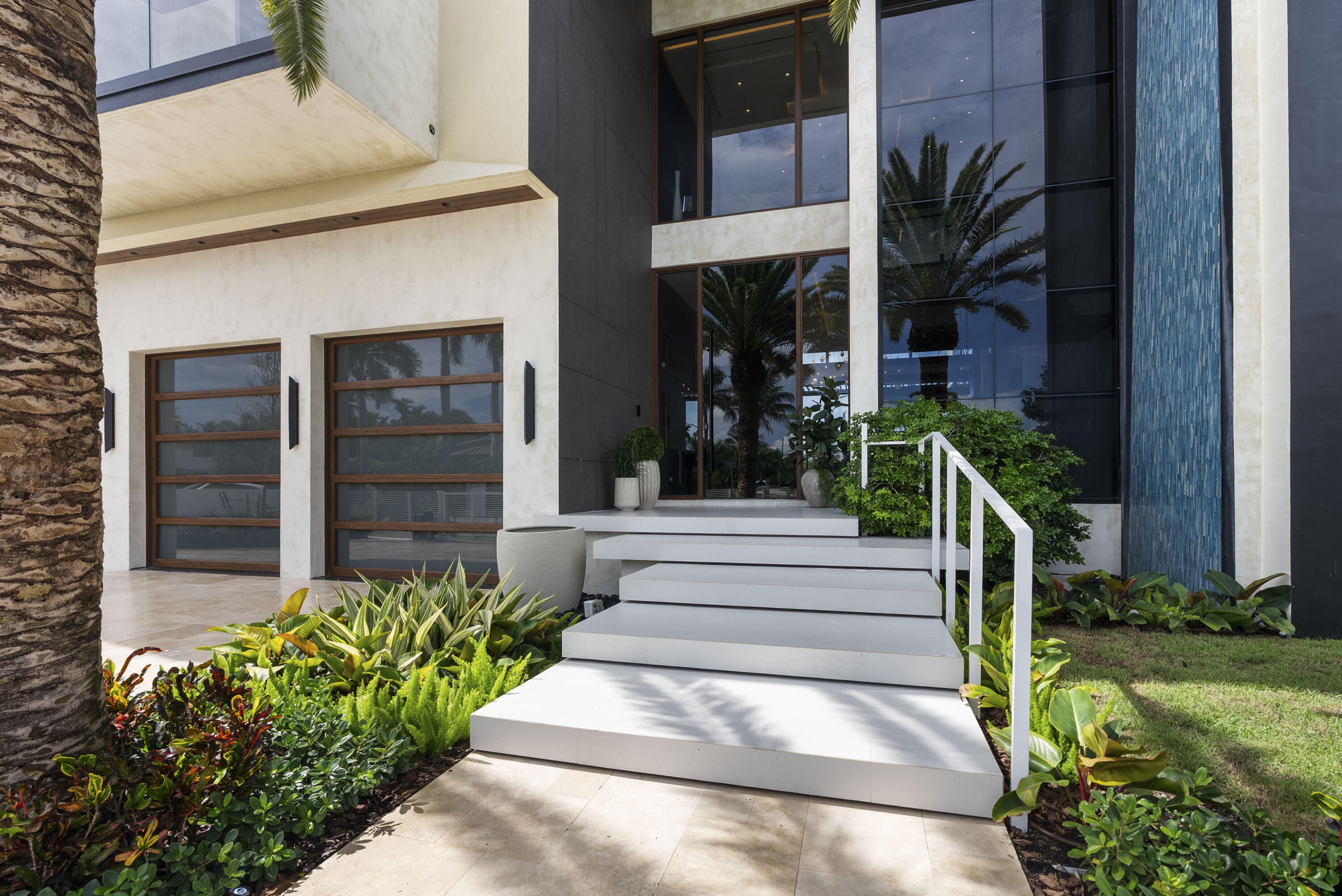 2600 NE 24TH Street