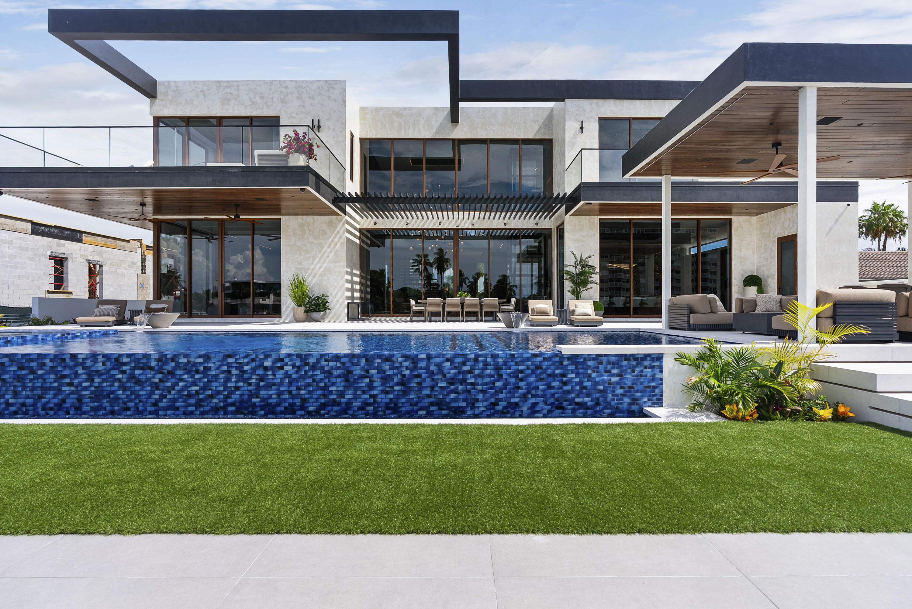 2600 NE 24TH Street