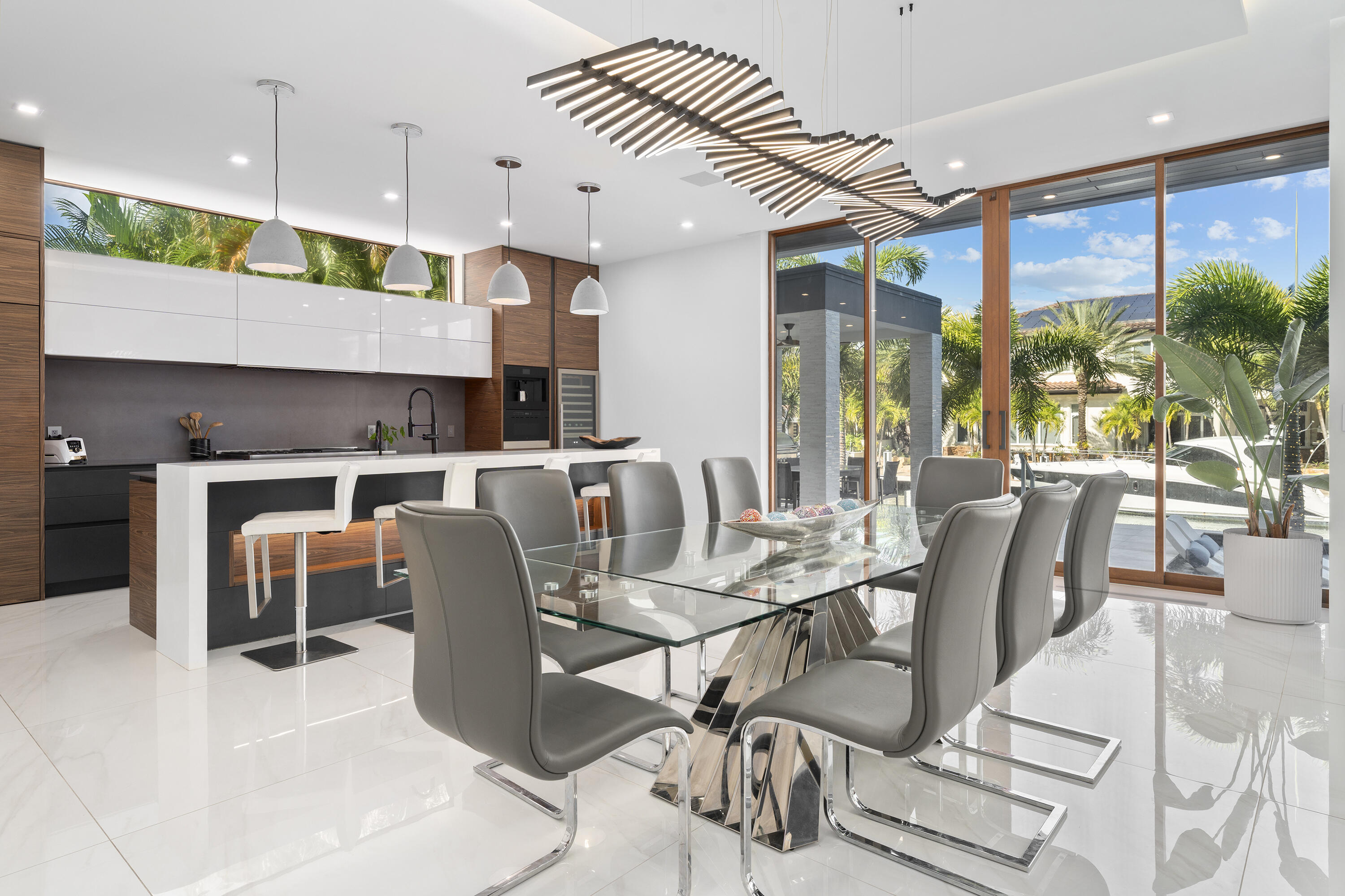 2631 NE 48TH Court