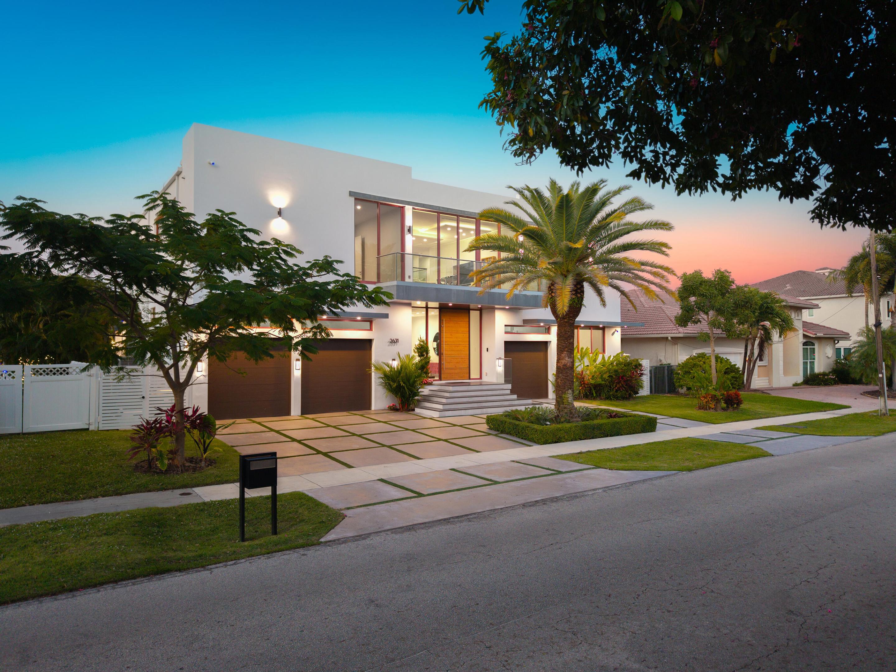 2631 NE 48TH Court