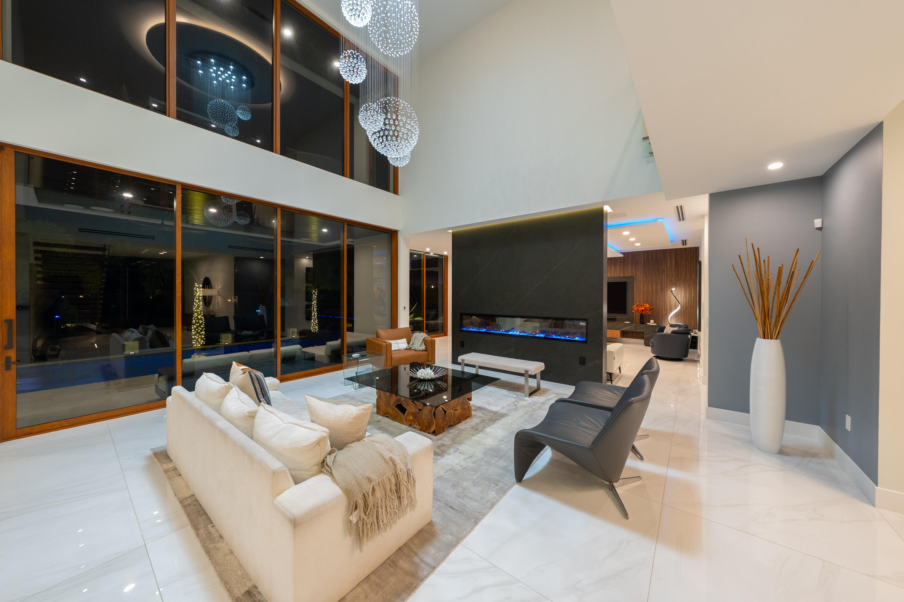 2631 NE 48TH Court