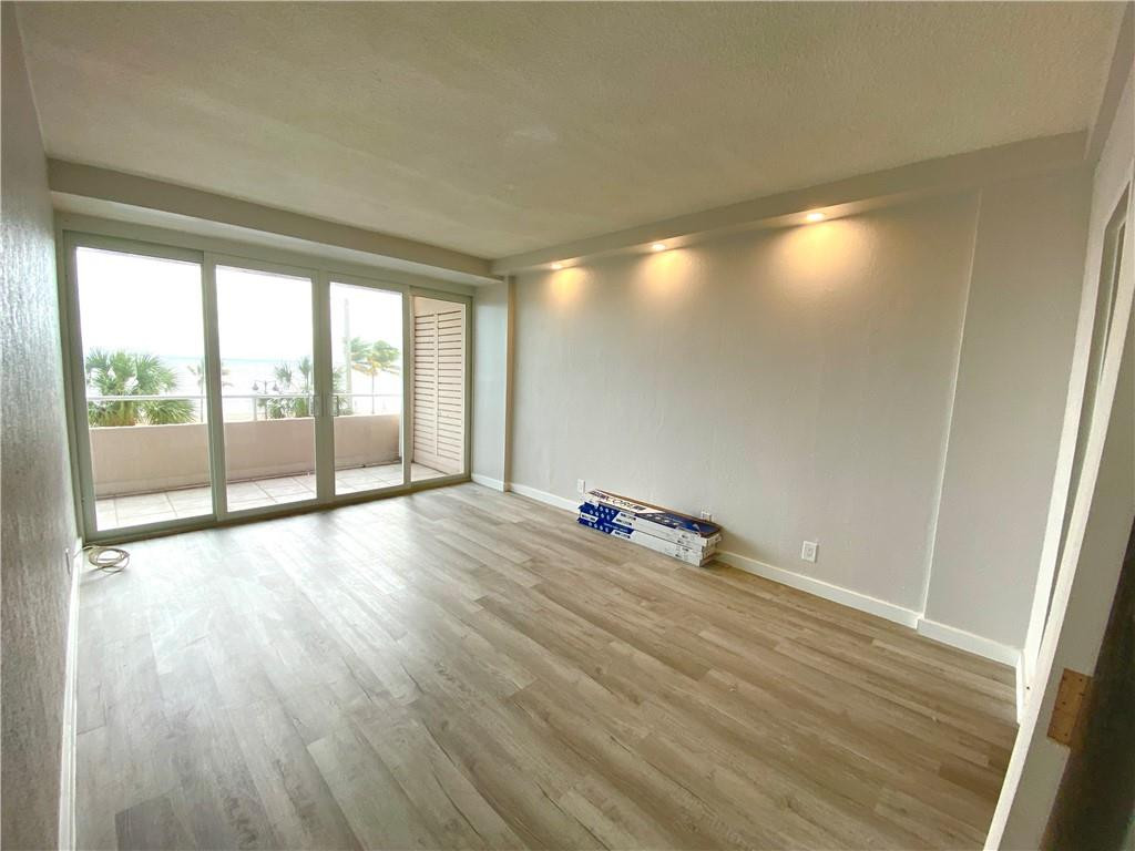 345 N FORT LAUDERDALE BEACH Boulevard Unit: 204