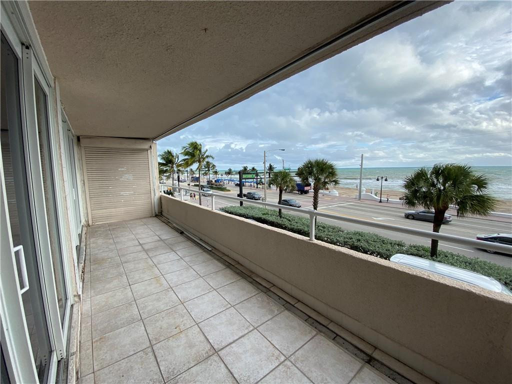 345 N FORT LAUDERDALE BEACH Boulevard Unit: 204