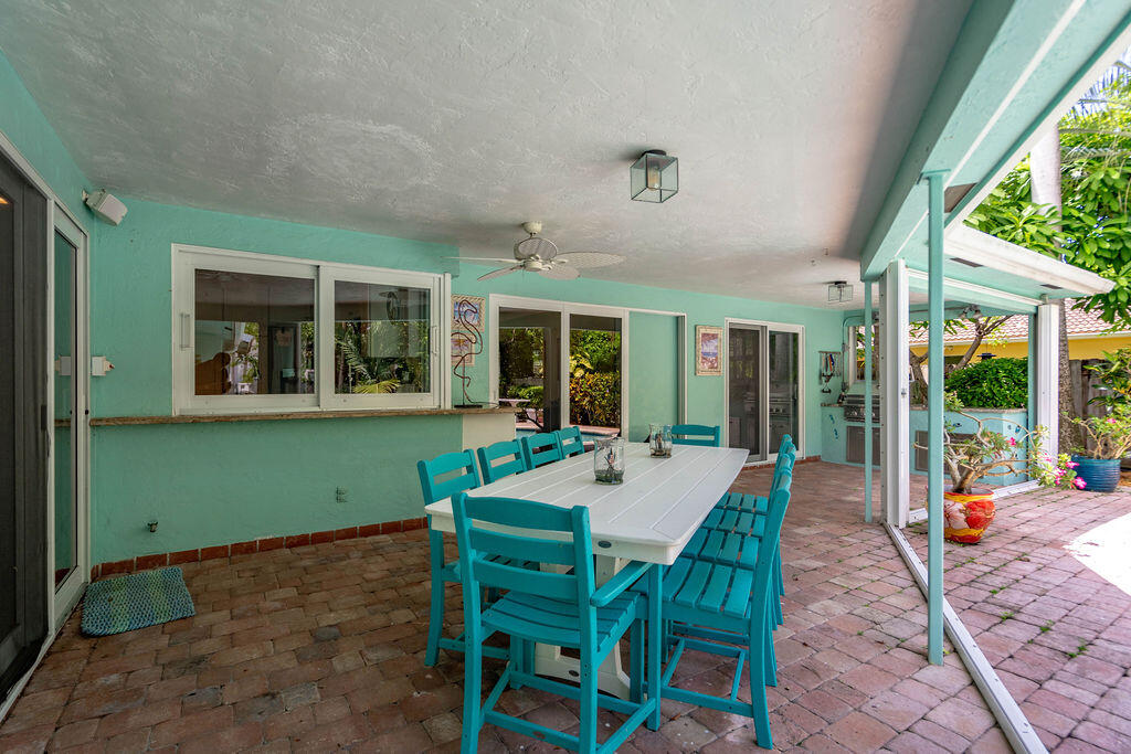 2823 NE 35TH Court