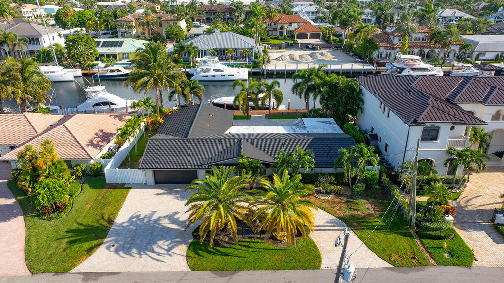 2401 NE 33RD Street