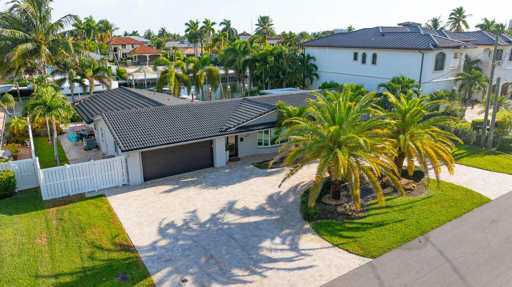 2401 NE 33RD Street
