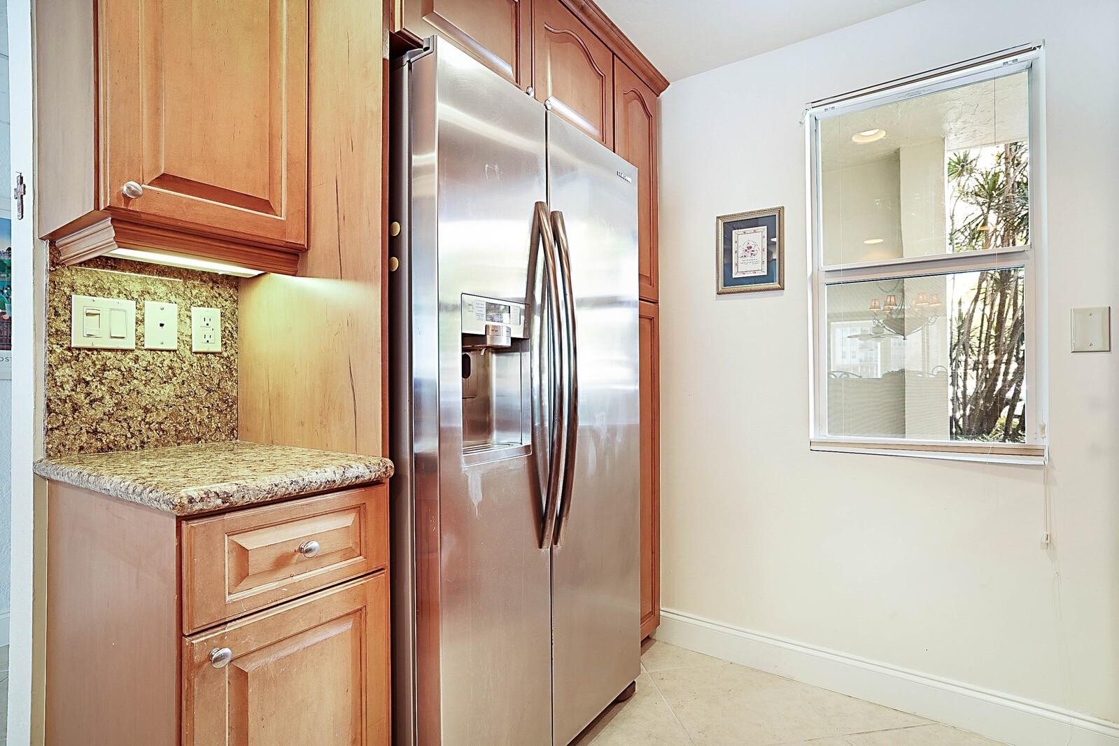 3180 NE 48th Court 101