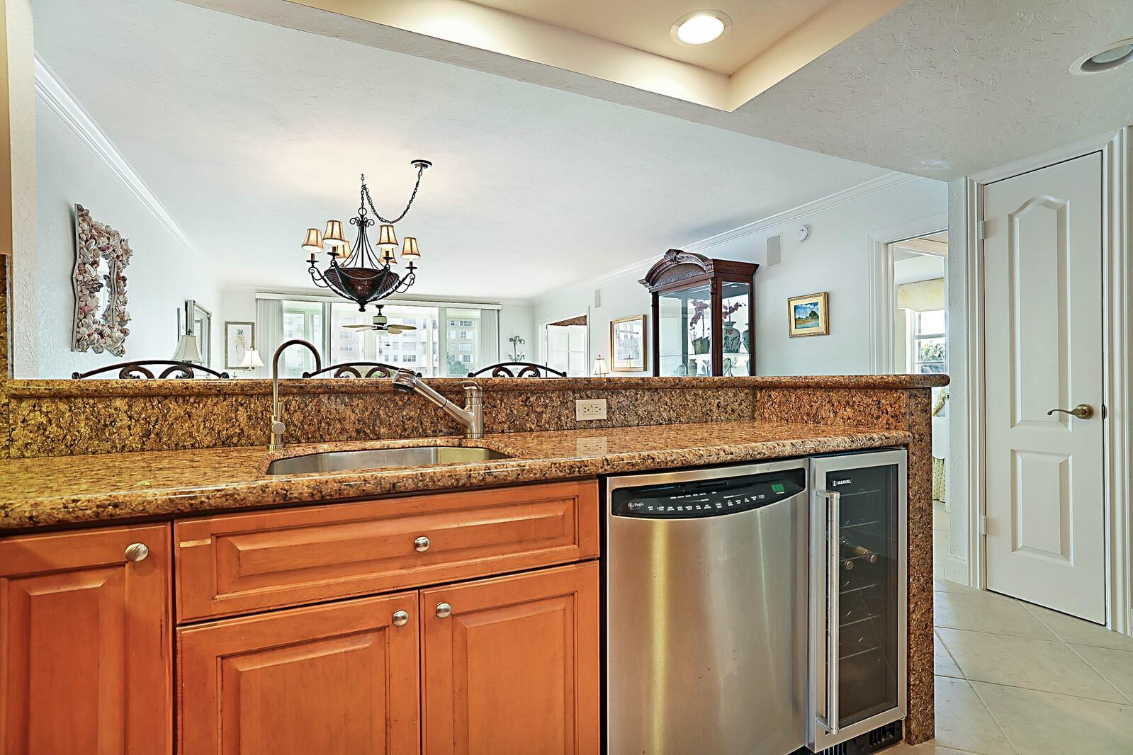 3180 NE 48th Court 101