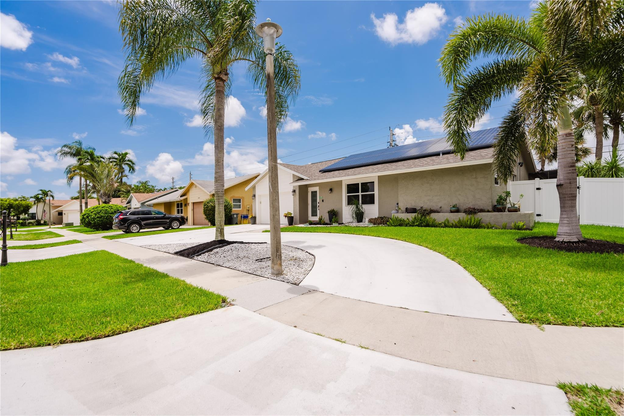 8816 SW 18th Road