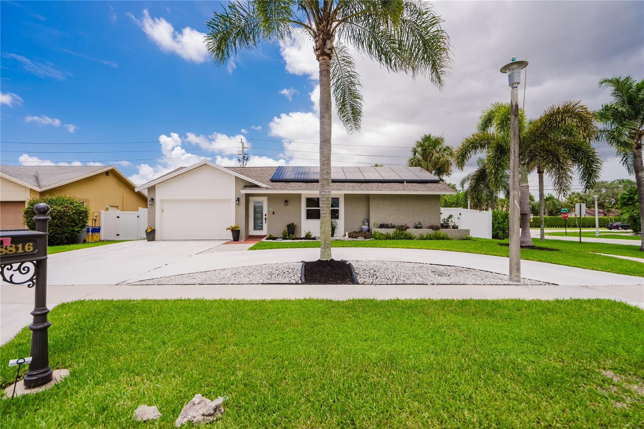 8816 SW 18th Road